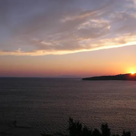 Stavros Cape Livas Sunset Holiday home *